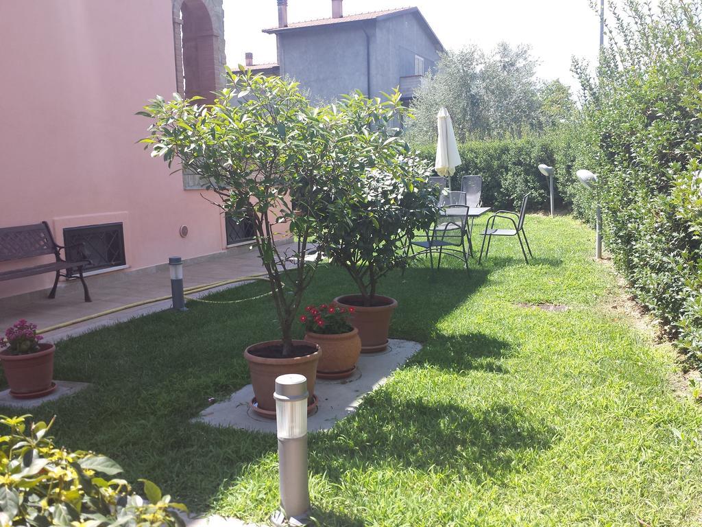 Garden B&B Arezzo Buitenkant foto
